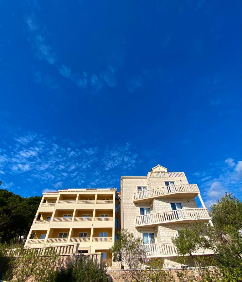 בול Hotel Villa Dzamonja מראה חיצוני תמונה
